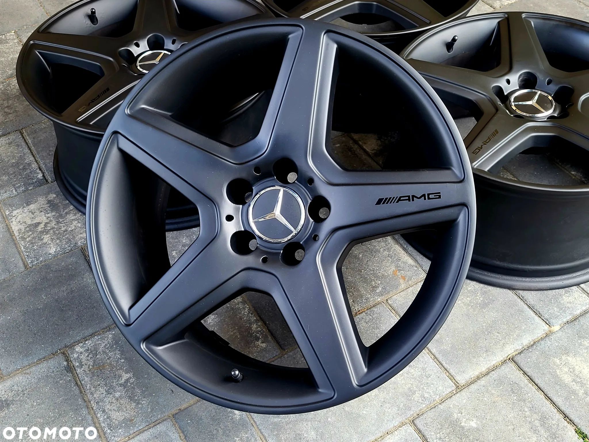 KOŁA Felgi 18 Mercedes ///AMG 8.5J ET35 Monoblock - 1