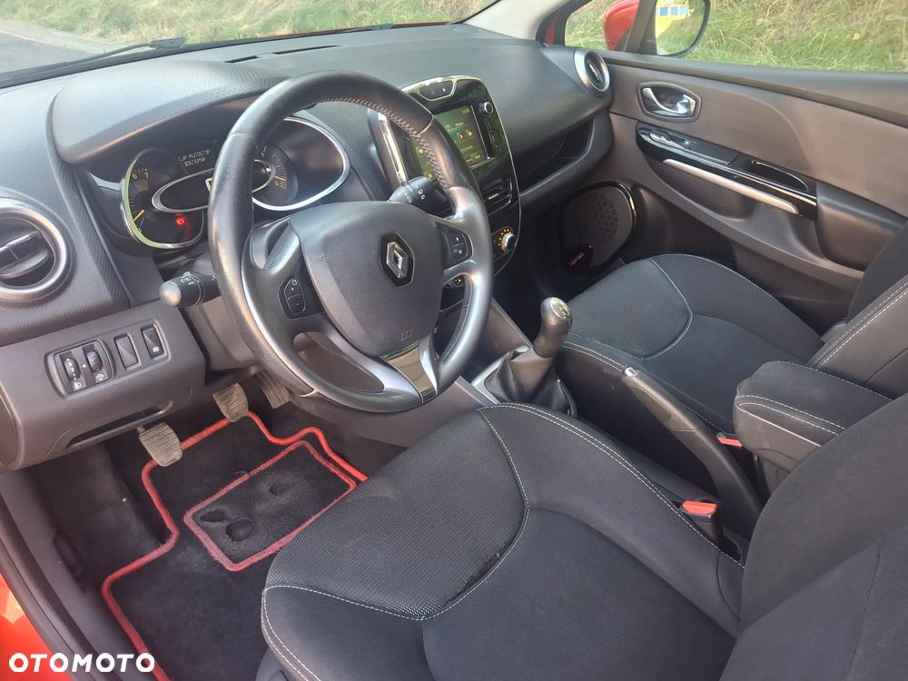 Renault Clio - 7
