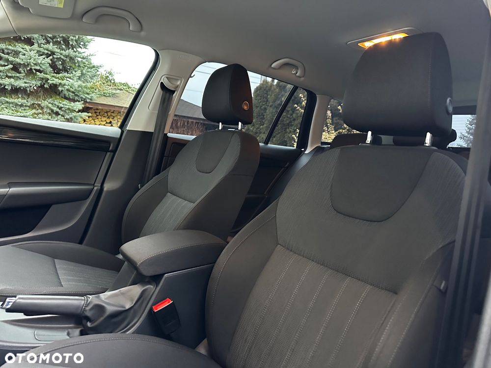 Skoda Octavia 1.5 TSI ACT Style DSG - 25