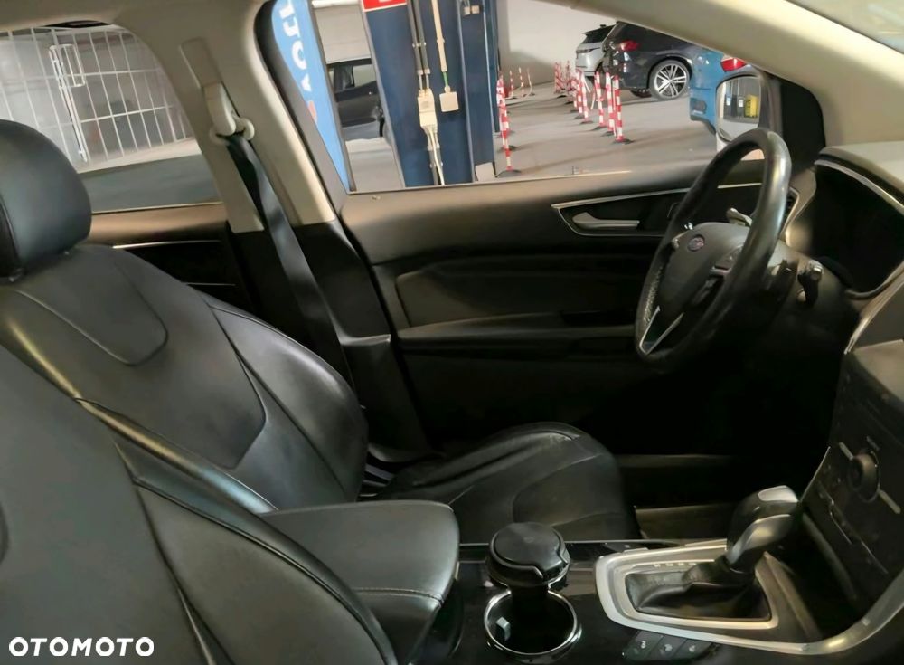 Ford Edge 2.0 TDCi Twin-Turbo 4WD Titanium - 14