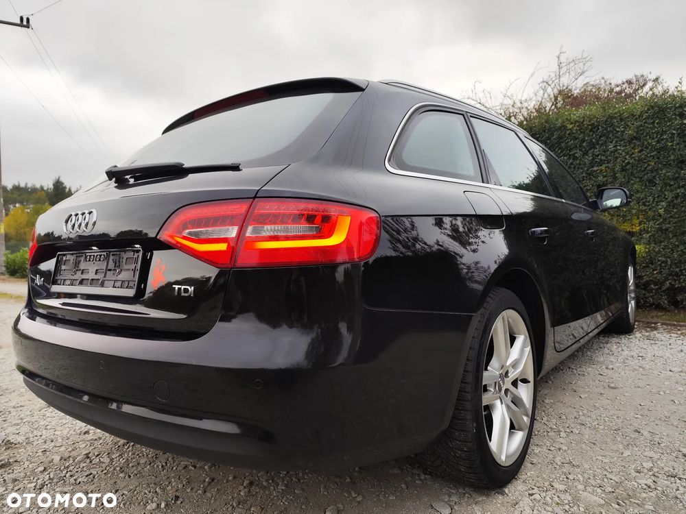 Audi A4 Avant 2012 photo 4