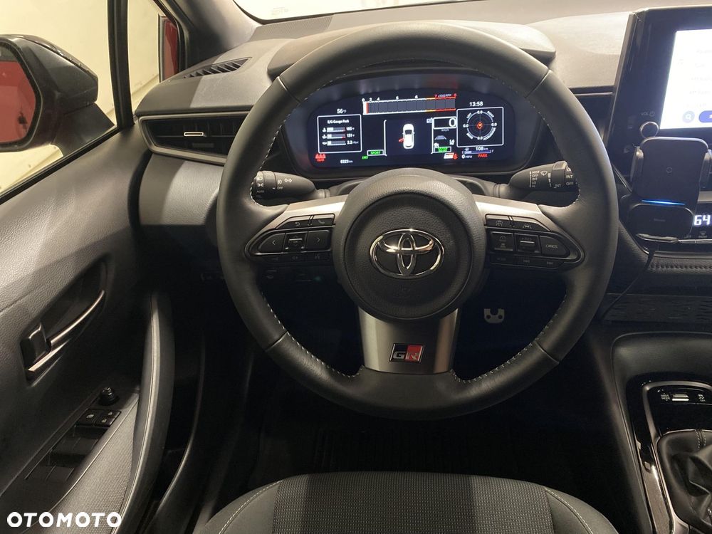 Toyota Corolla - 11