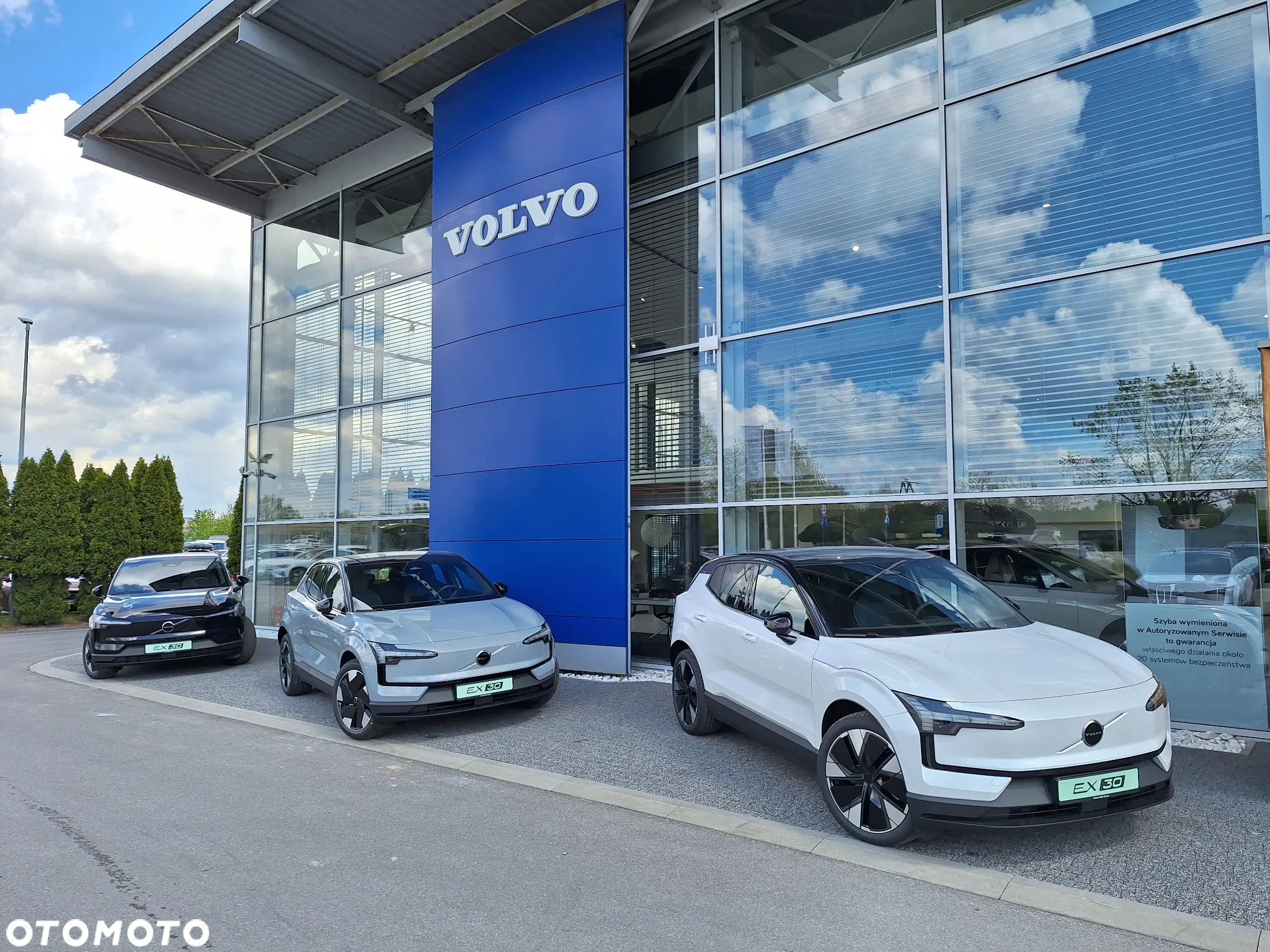 Volvo EX30 69kWh Single Motor Long Range Plus - 15