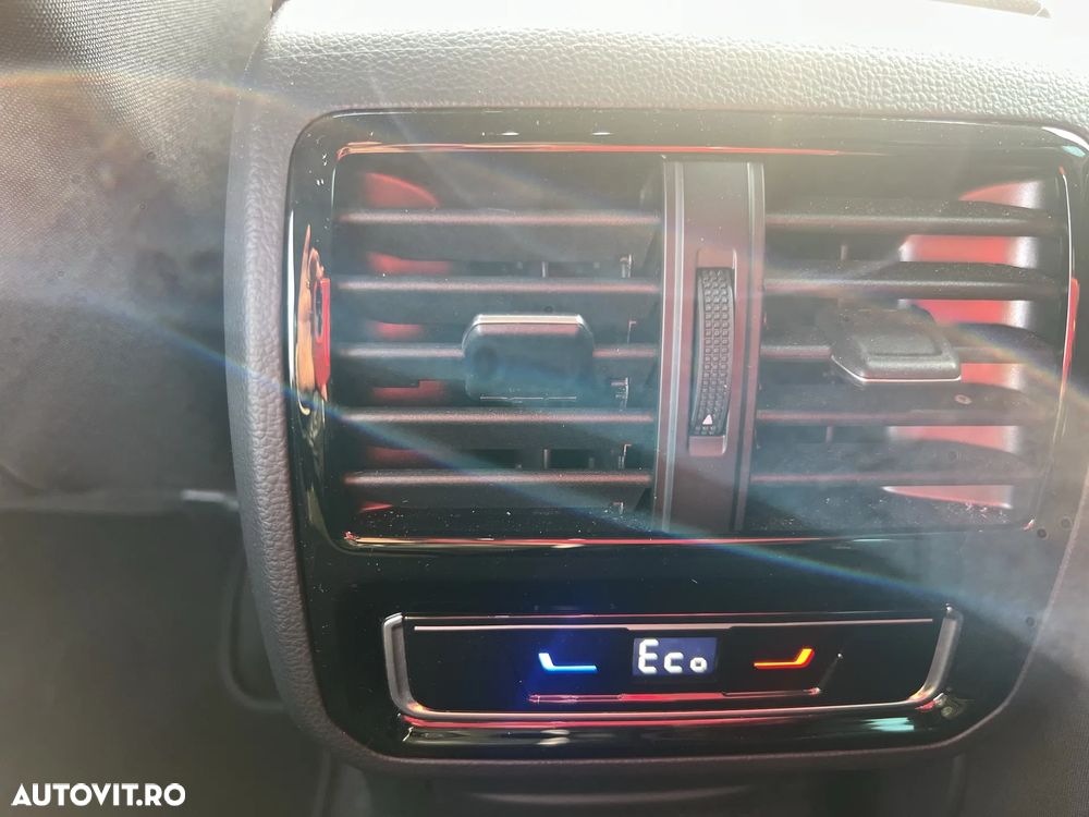 Volkswagen Passat 1.4 TSI DSG GTE - 32