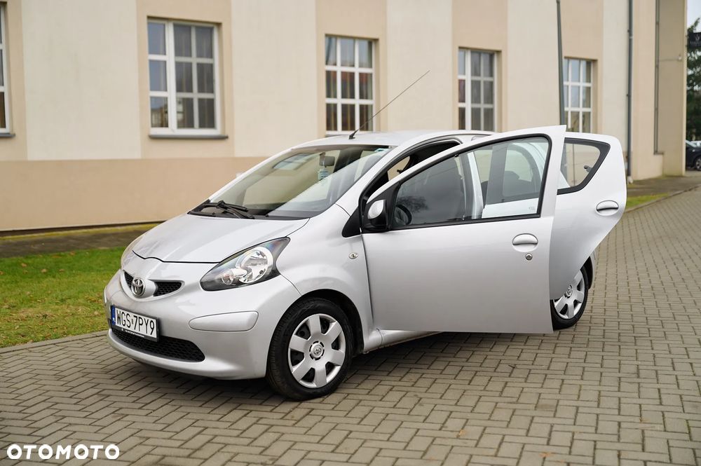 Toyota Aygo City - 21
