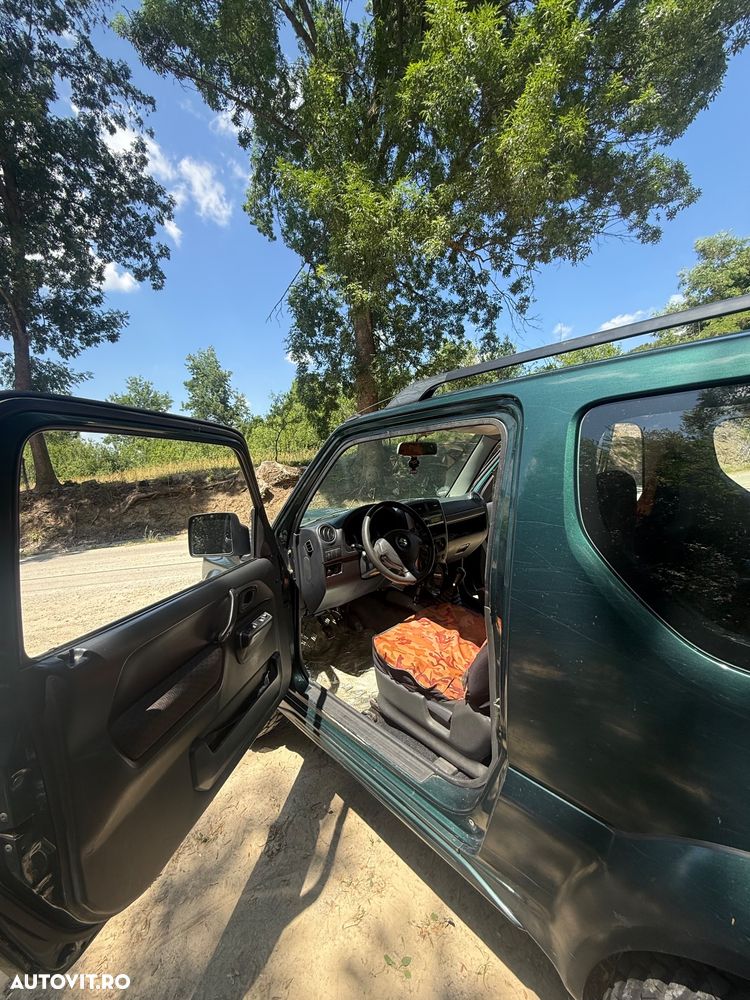 Suzuki Jimny 1.5 DDiS Comfort - 12