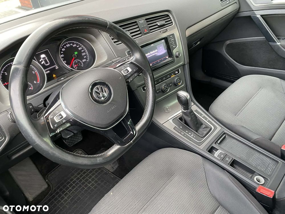 Volkswagen Golf 1.6 TDI BlueMotion Technology DSG Comfortline - 9