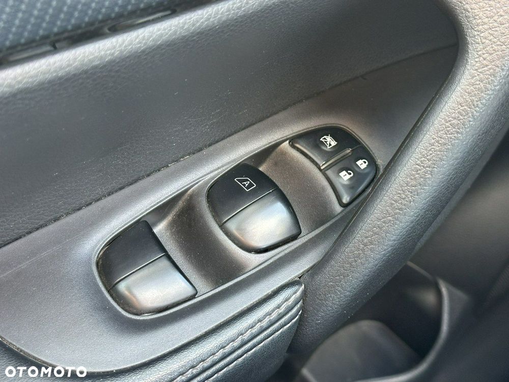 Nissan X-Trail 2.0 dCi N-Connecta 4WD Xtronic - 12