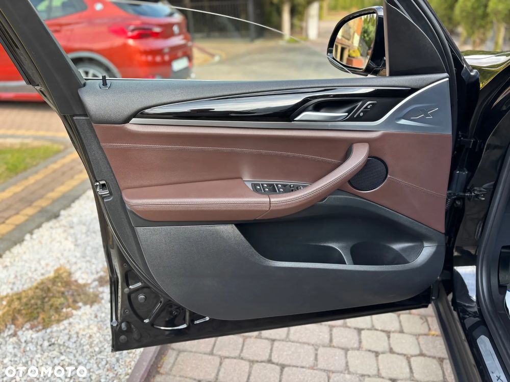 BMW X3 sDrive18d xLine sport - 24