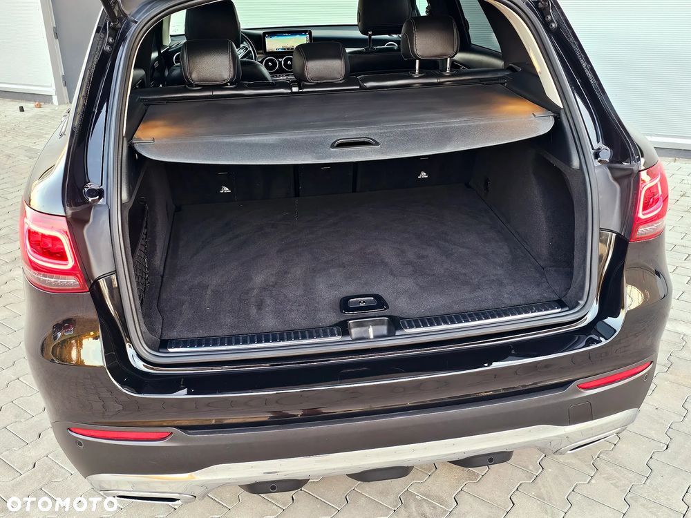 Mercedes-Benz GLC 200 4Matic 9G-TRONIC Exclusive - 17