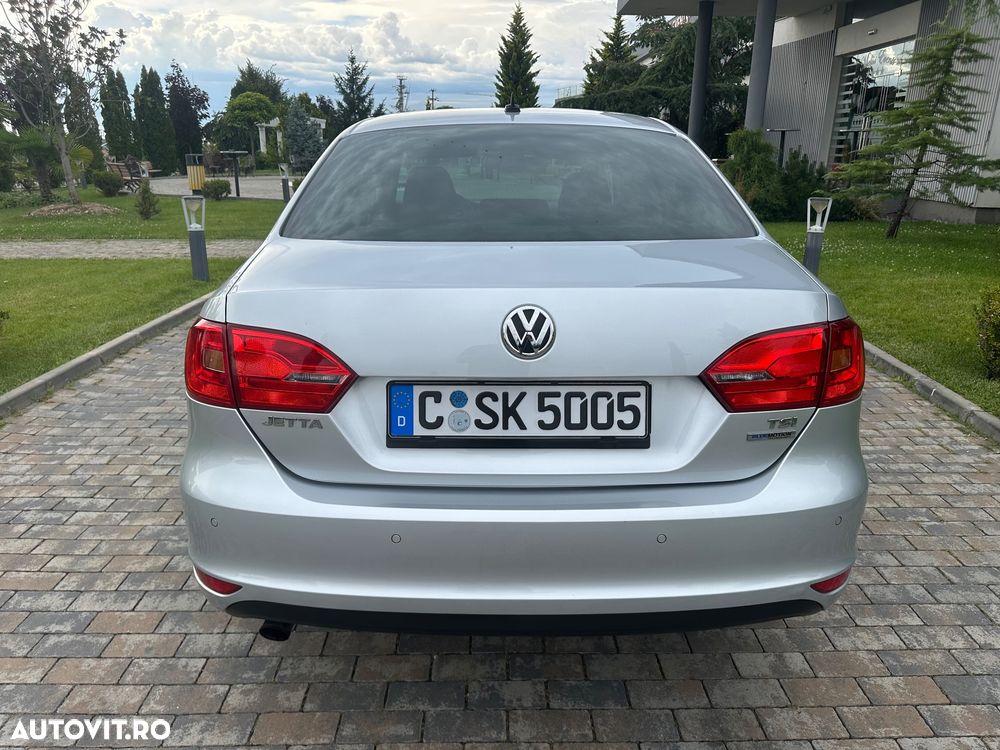 Volkswagen Jetta 1.2 TSI BlueMotion Technology - 7
