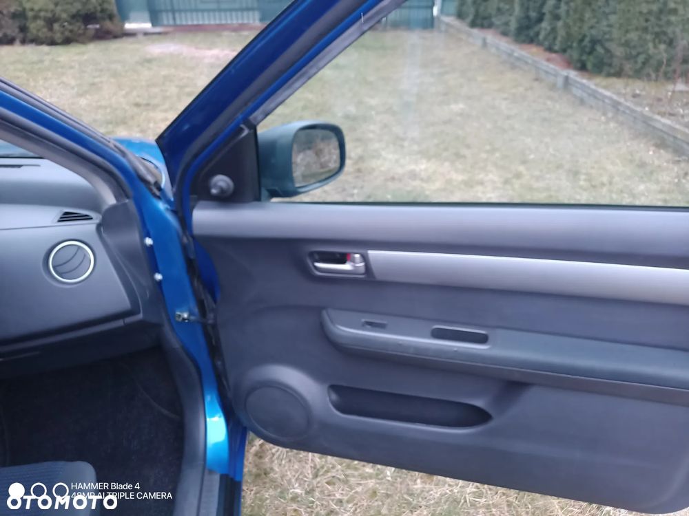 Suzuki Swift 1.3 GLX / Comfort - 26