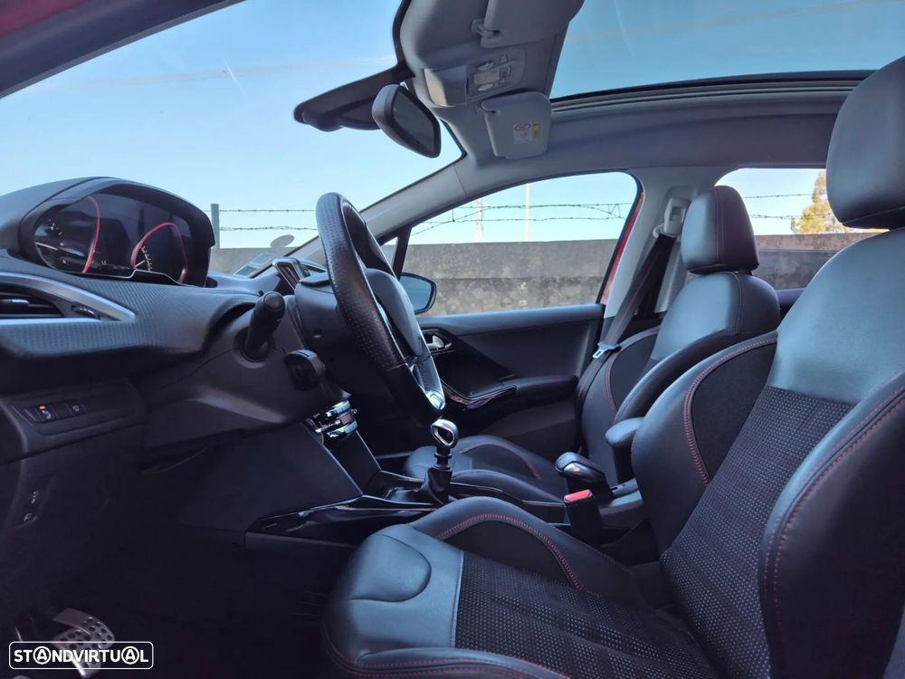Peugeot 2008 - 14