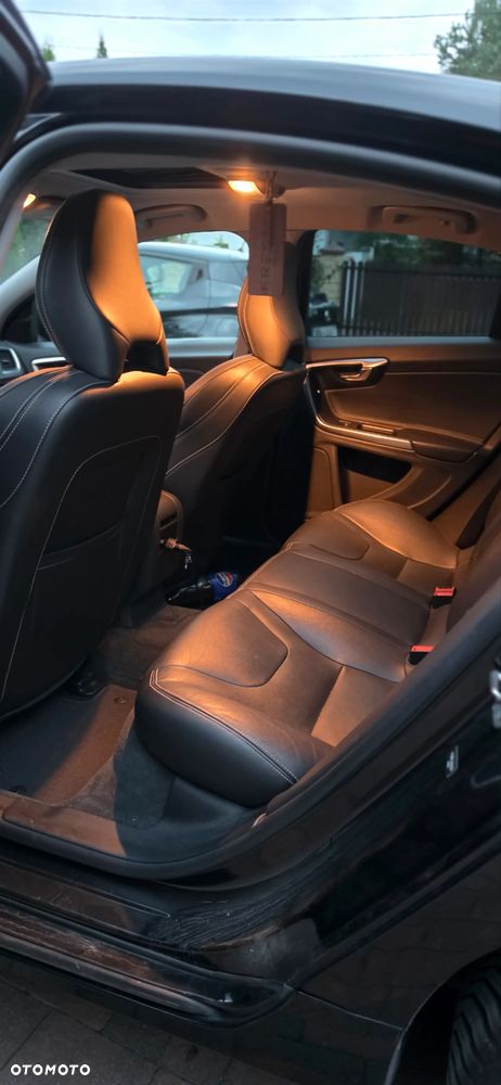 Volvo S60 T5 Geartronic RDesign - 6