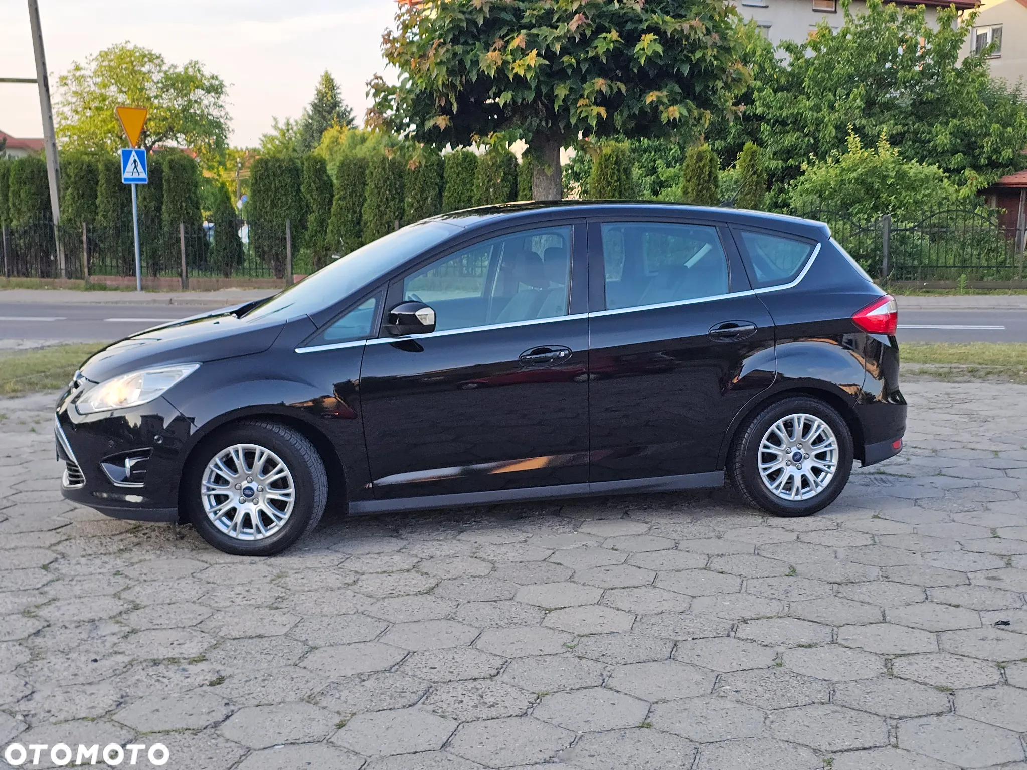 Ford C-MAX 1.6 TDCi Start-Stop-System Business Edition - 24