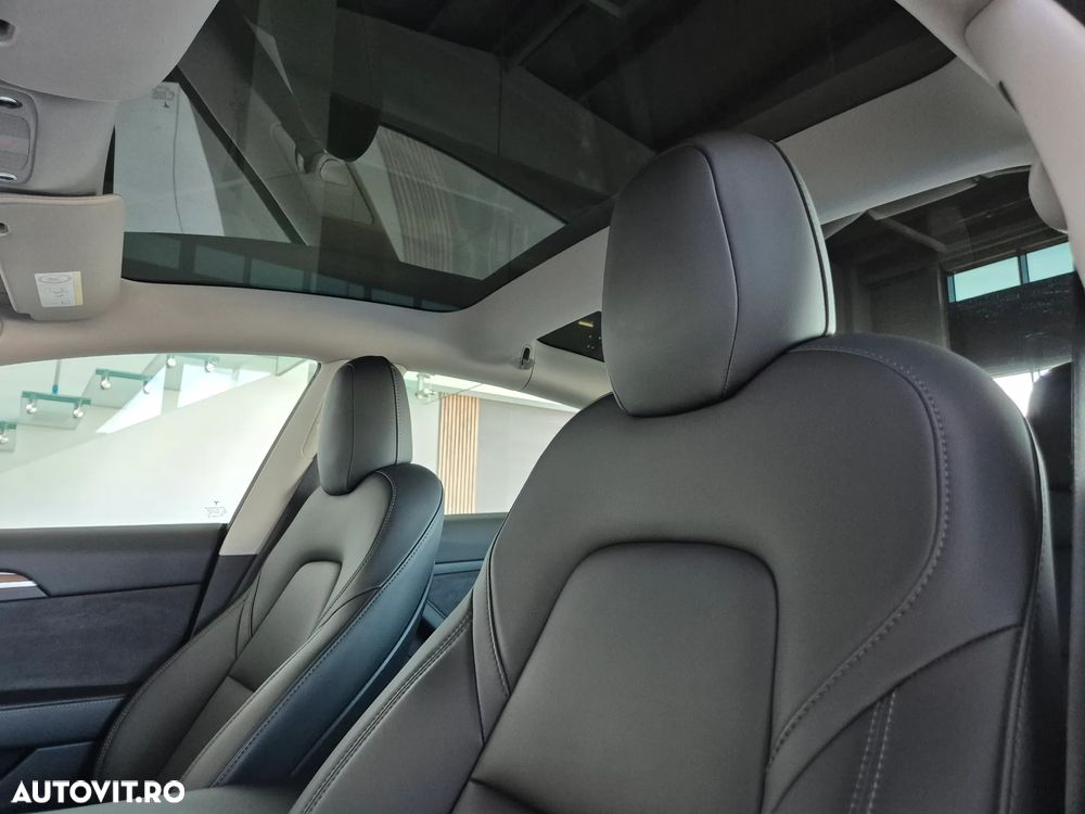 Tesla Model 3 Langstreckenbatterie Allradantrieb Dual Motor - 17