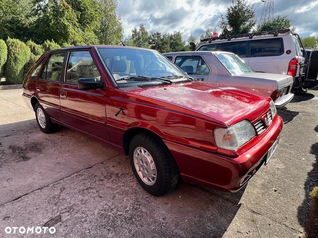 Polonez Caro - 1