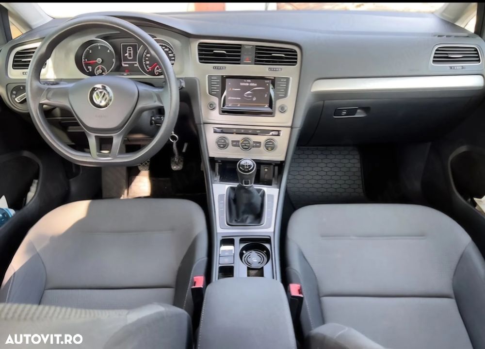 Volkswagen Golf 1.6 TDI DPF BMT Comfortline - 6
