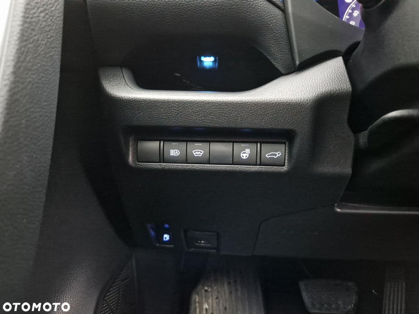 Toyota RAV4 - 26