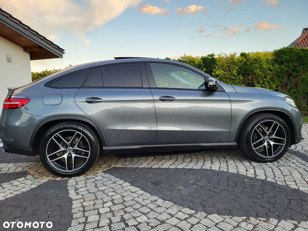 Mercedes-Benz GLE - 28