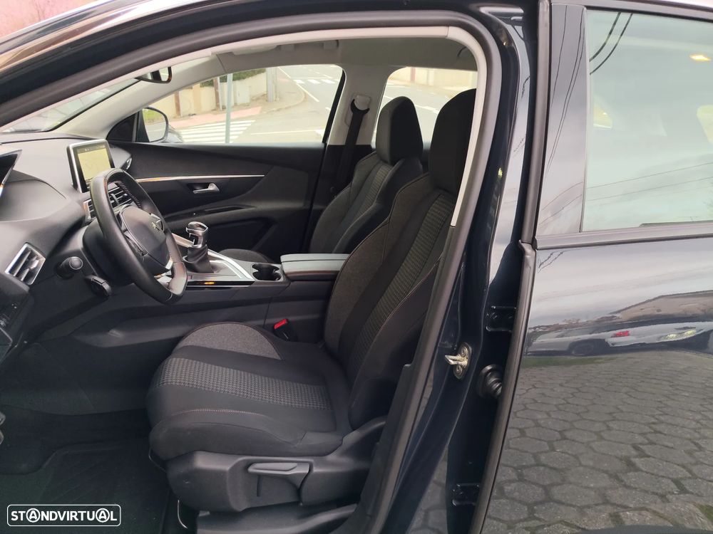 Peugeot 3008 PureTech 130 Stop & Start GPF Allure - 20