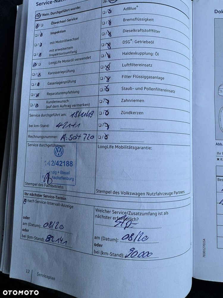 Volkswagen Multivan - 30