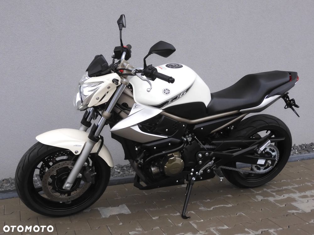 Yamaha XJ - 24
