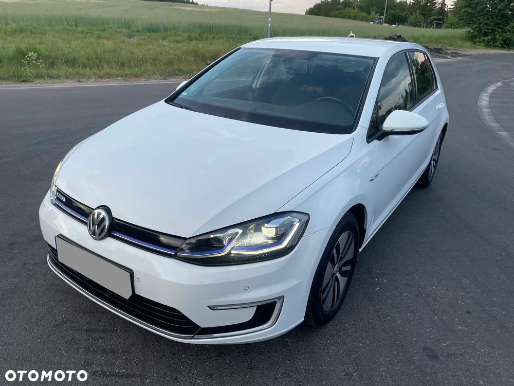 Volkswagen Golf e-Golf - 22