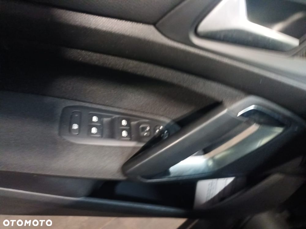 Peugeot 308 PureTech 130 Active Pack - 12