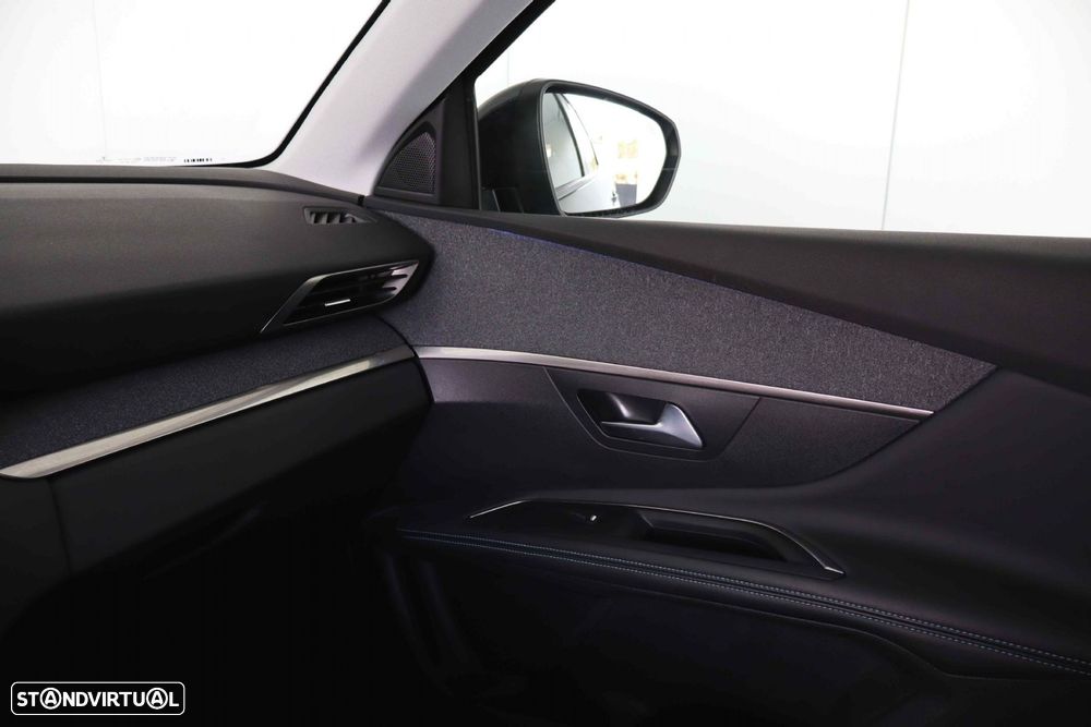 Peugeot 3008 1.6 Hybrid Allure e-EAT8 - 46