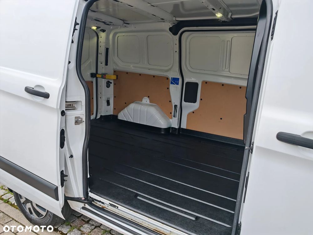 Ford Transit Custom L1H1 - 14