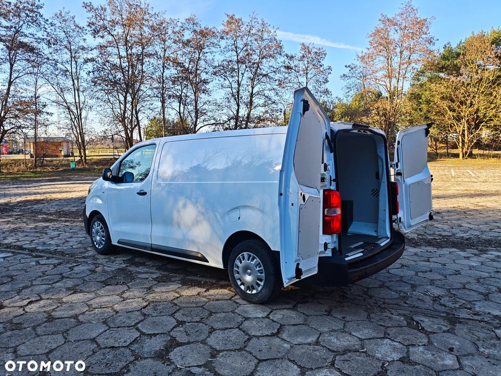 Opel VIVARO Long - 21