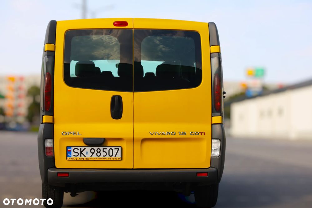 Opel Vivaro Tour - 7