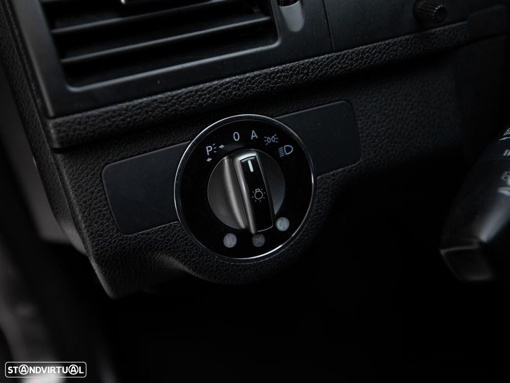 Mercedes-Benz C 220 - 13