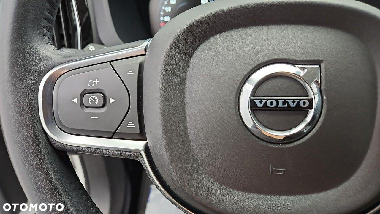 Volvo XC 60 - 16
