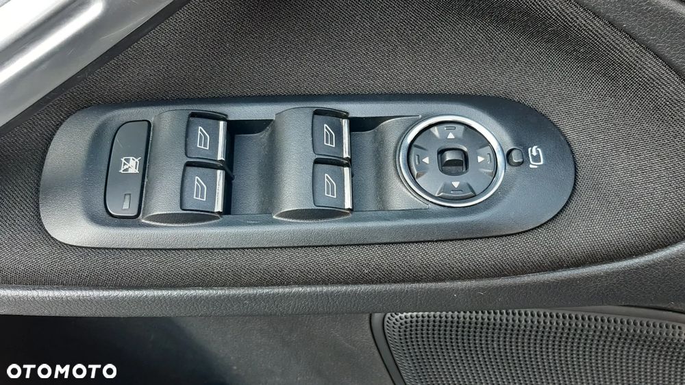 Ford Galaxy 2.0 FF Ghia - 8