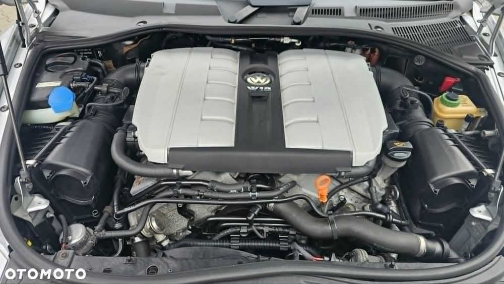 Volkswagen Touareg 6.0 W12 Automatik Sport - 10
