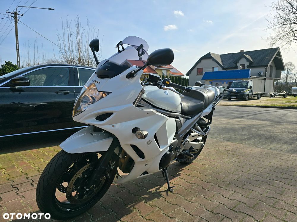 Suzuki GSX - 1
