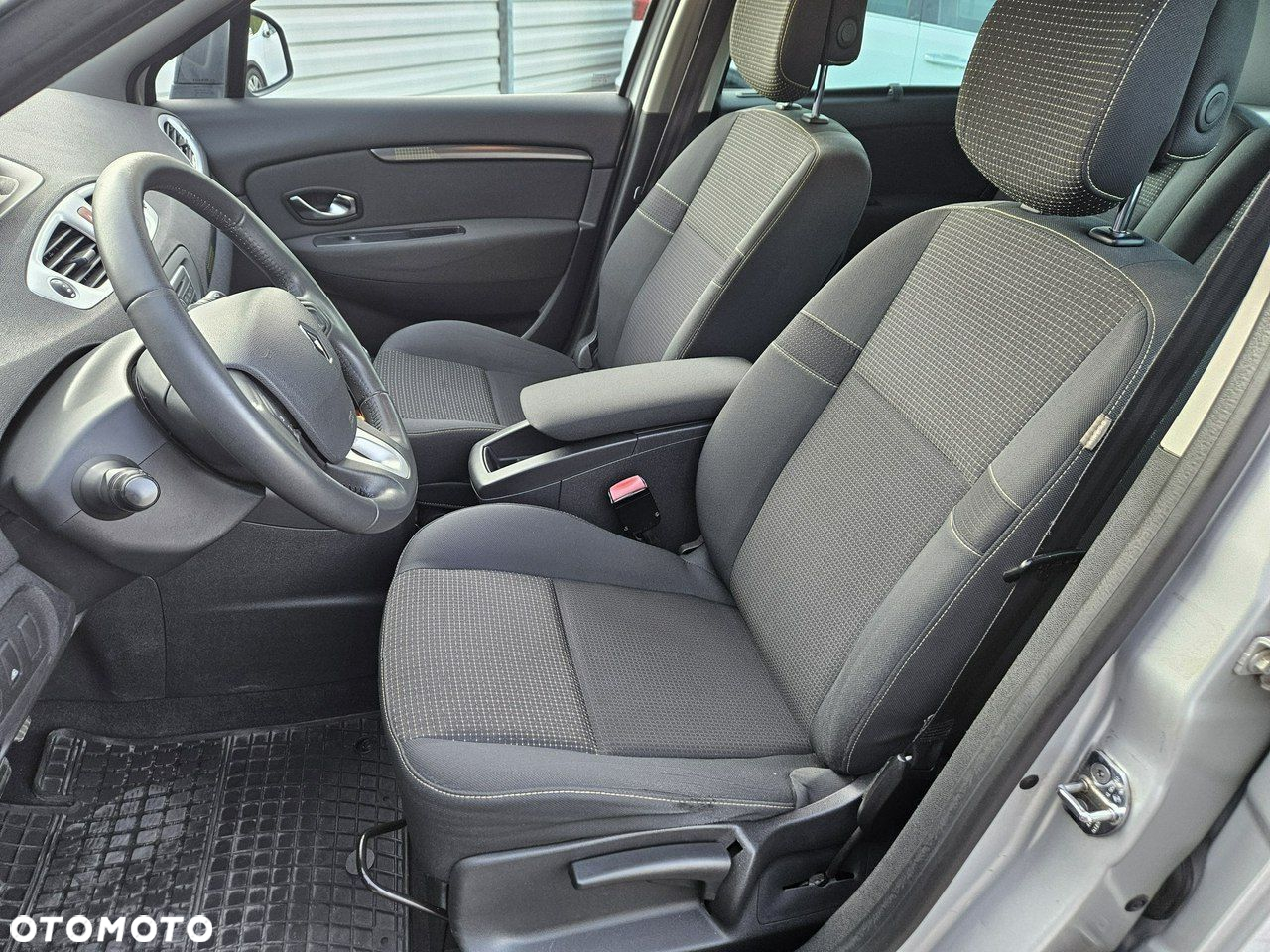 Renault Scenic 1.4 16V TCE Privilege - 7