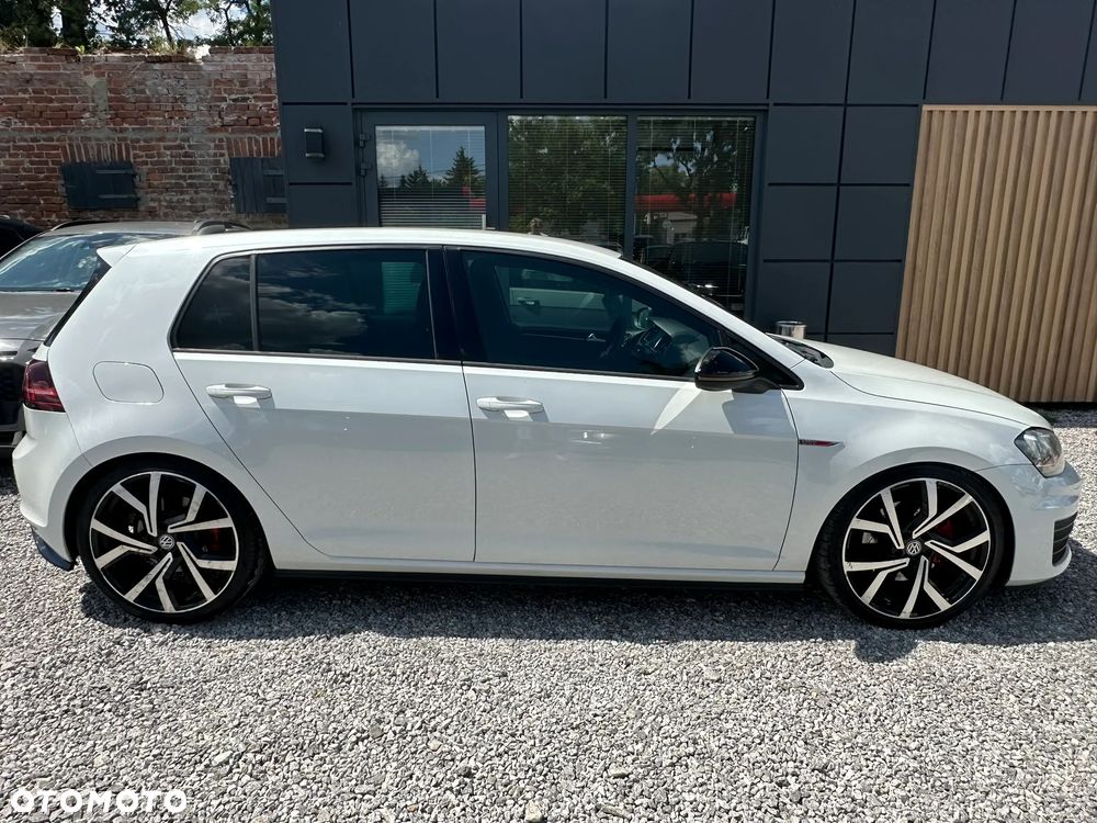 Volkswagen Golf GTI BlueMotion Technology DSG - 14