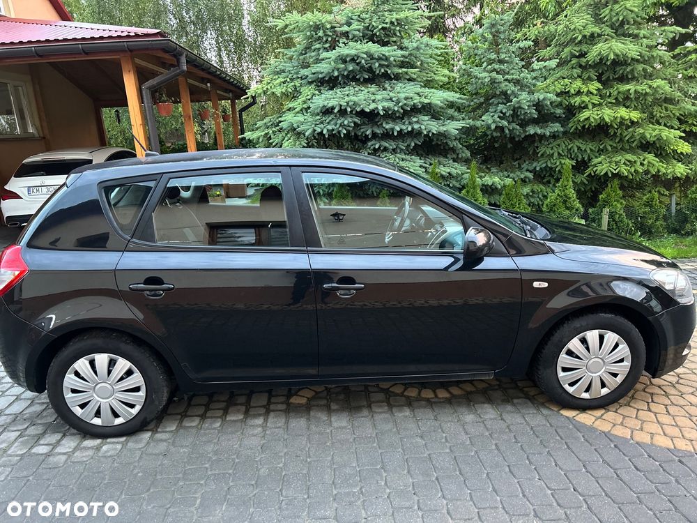 Kia Ceed 1.6 Crdi Optimum + - 4
