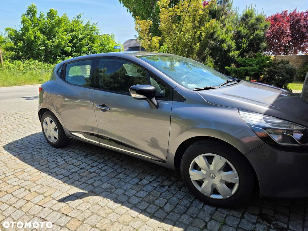 Renault Clio - 2