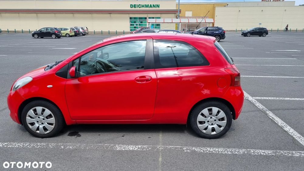Toyota Yaris - 13