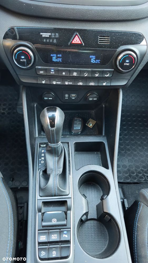 Hyundai Tucson blue 1.7 CRDi 2WD DCT Passion Plus - 33