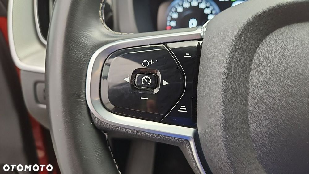Volvo XC 60 B4 B R-Design - 16