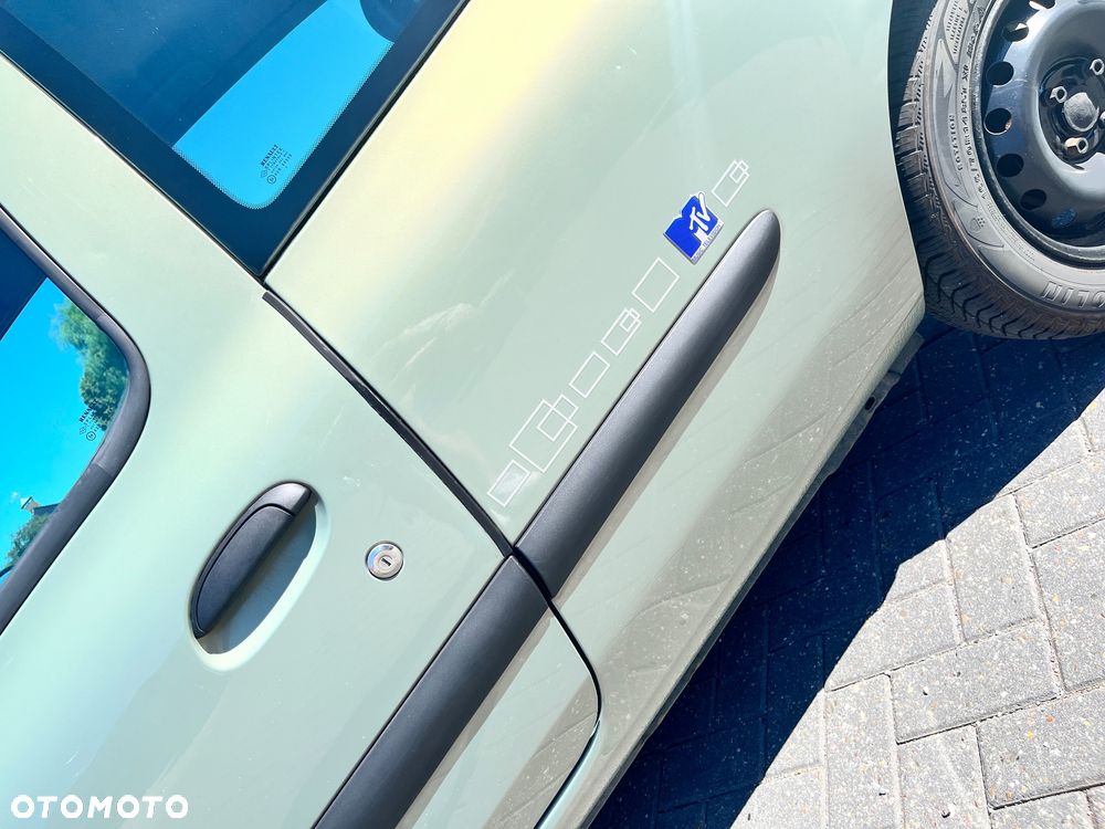 Renault Clio 1.2i MTV - 6