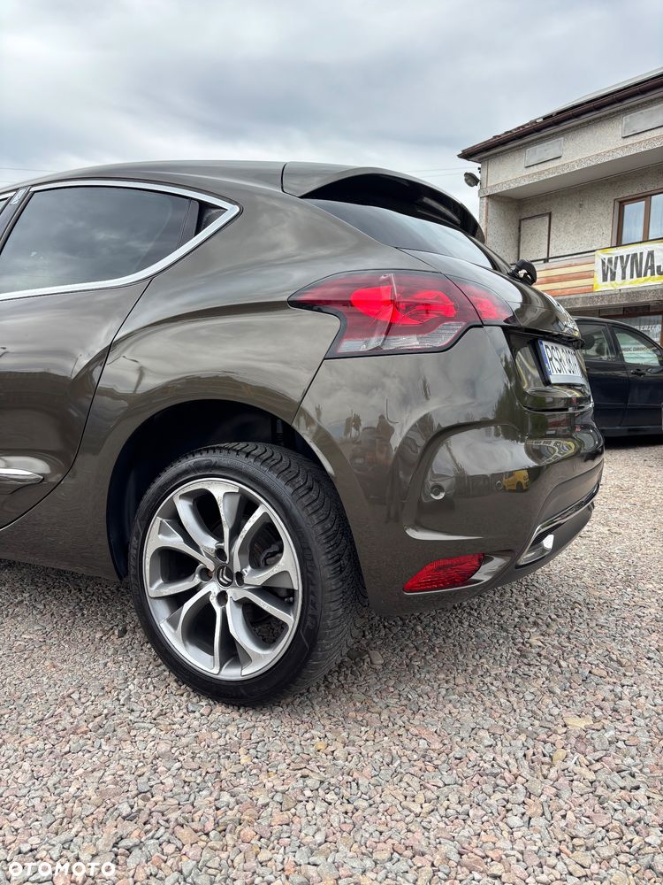 Citroën DS4 HDi 165 SportChic - 9