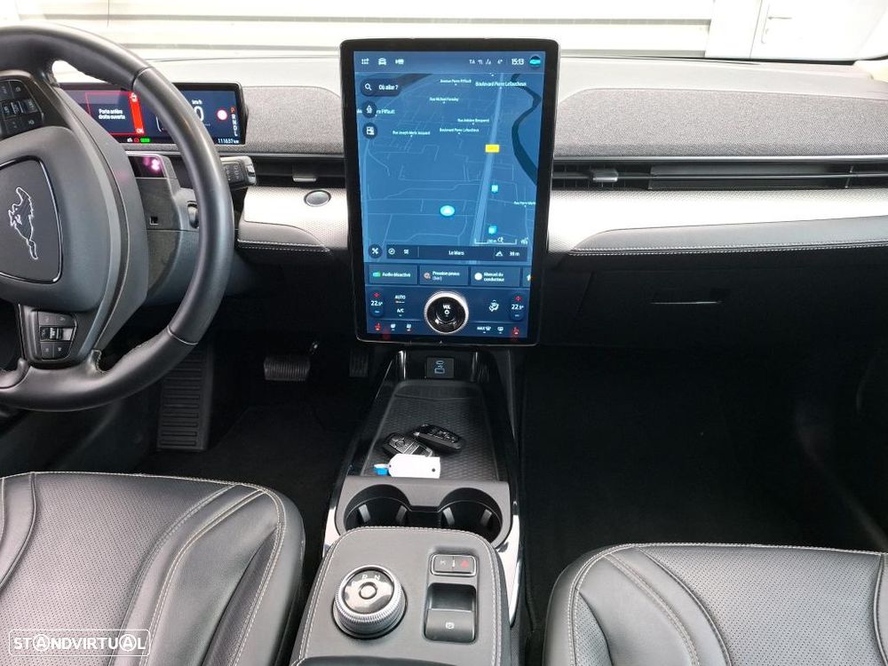 Ford Mustang Mach-E Premium - 8