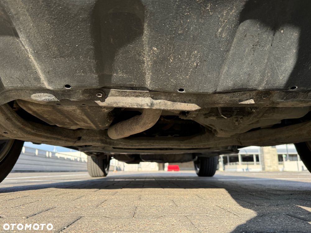 Lexus RX 400h Prestige + - 33