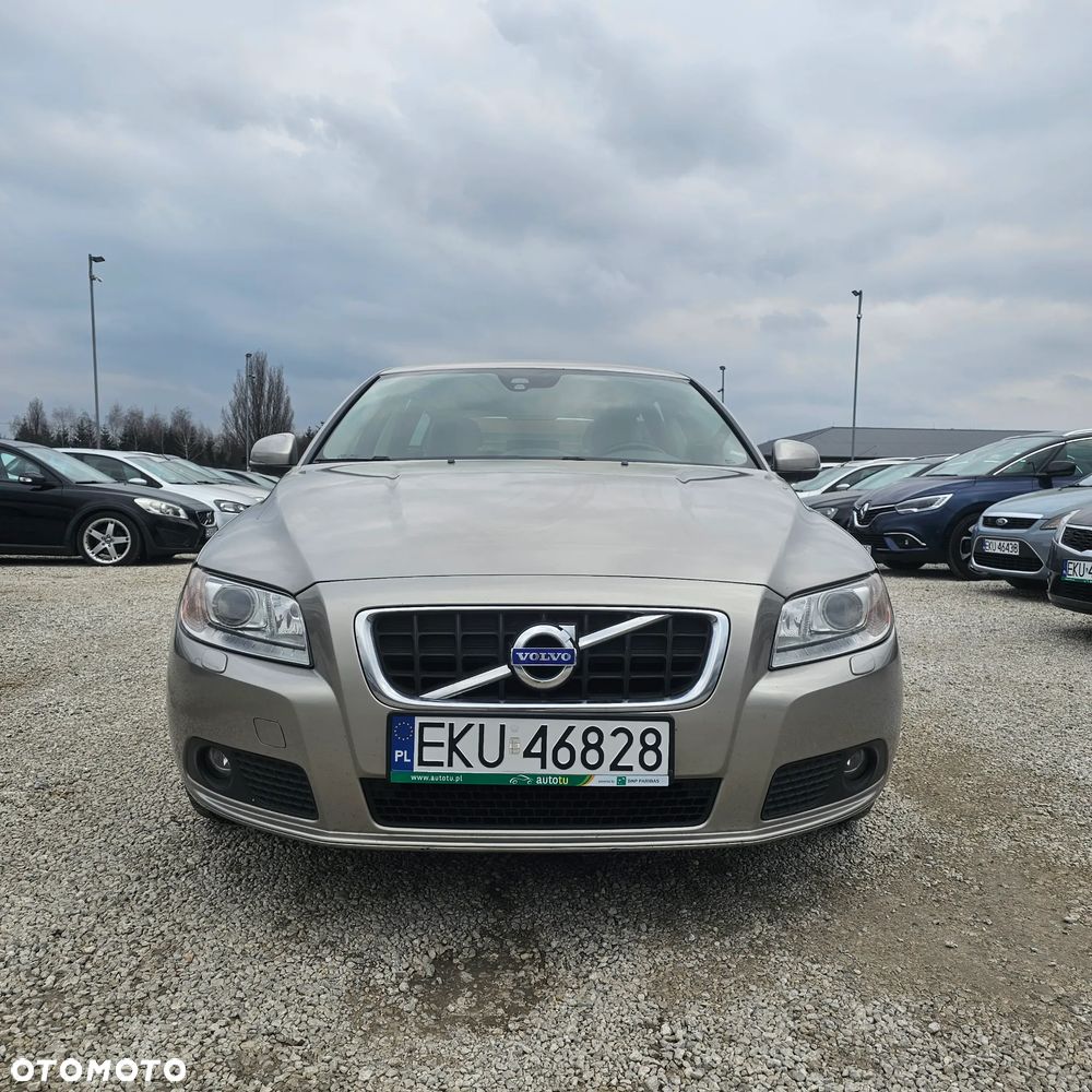 Volvo V70 - 2
